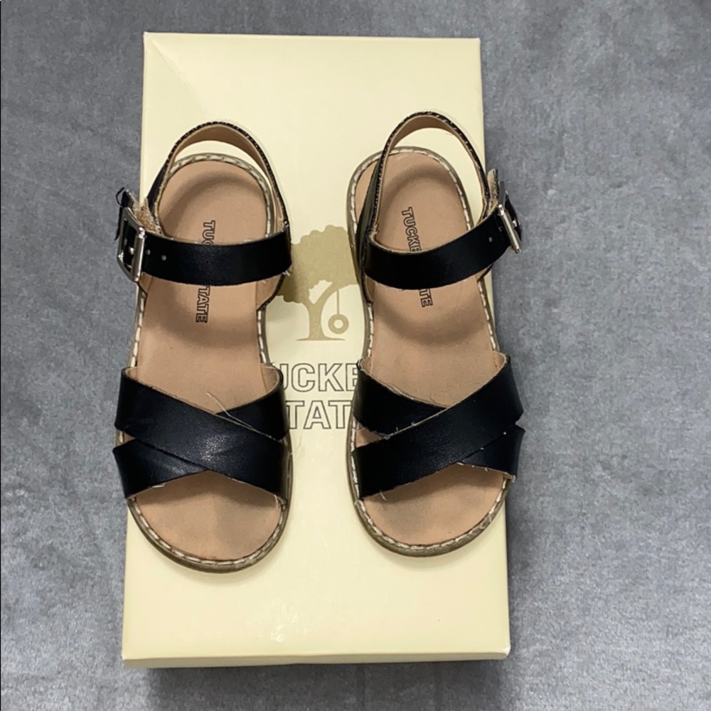 Tucker +Tate Arya Cross Strap Sandal